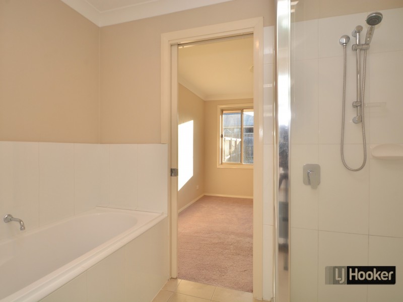 2/12 Dunnart Street, Aberglasslyn NSW 2320