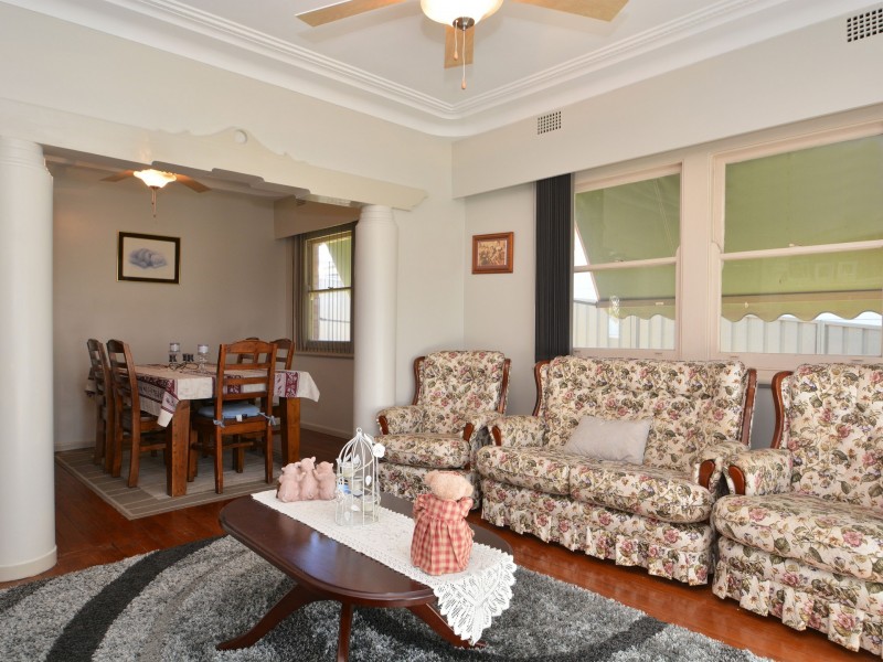 208 George Street, East Maitland NSW 2323