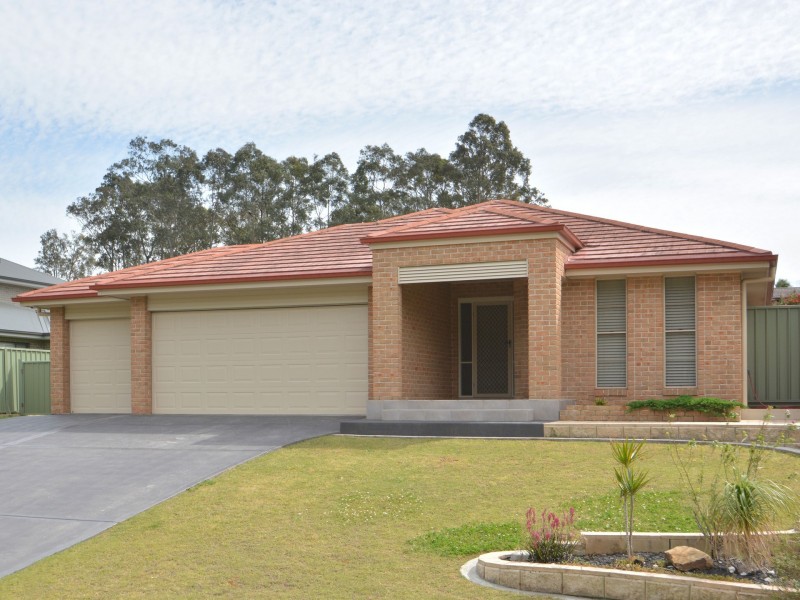 65 Magnetic Drive, Ashtonfield NSW 2323
