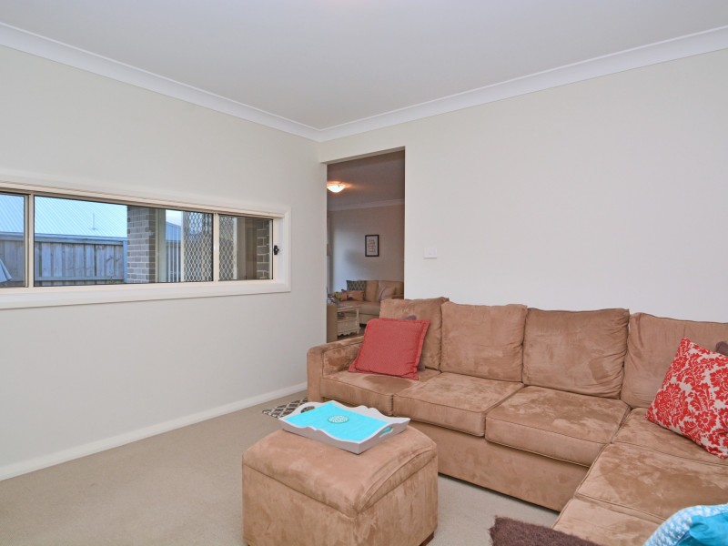 6 Finch Crescent, Aberglasslyn NSW 2320