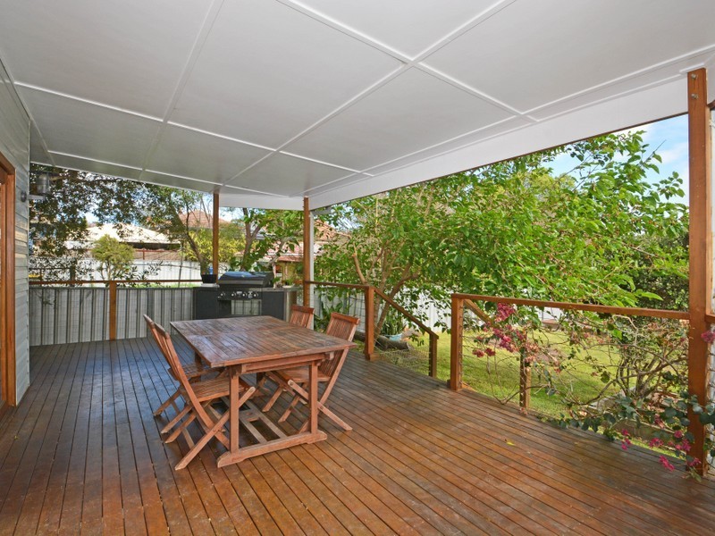 9 Porter Avenue, East Maitland NSW 2323