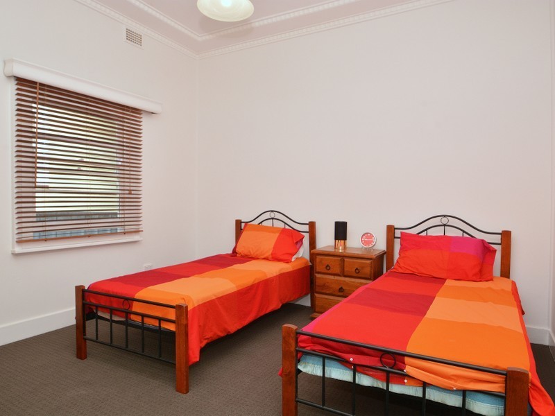 9 Porter Avenue, East Maitland NSW 2323