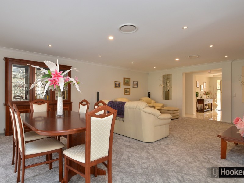 17 Elkin Close, Raworth NSW 2321