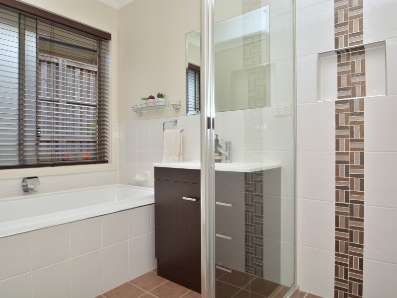 24 James Leslie Drive, Gillieston Heights NSW 2321