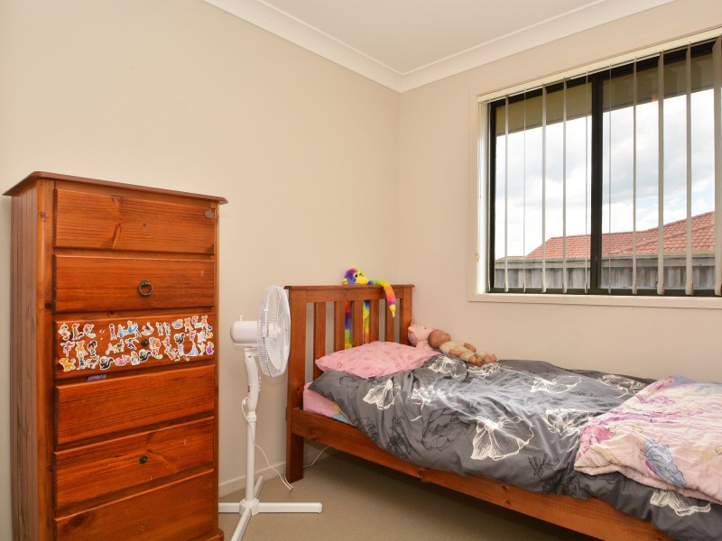 27/12 Denton Park Drive, Rutherford NSW 2320