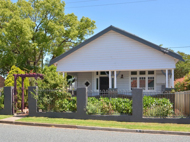 5 Davidson Street, East Maitland NSW 2323