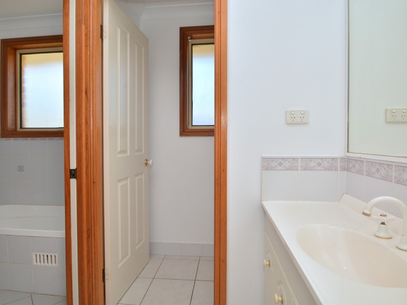 12 Moorea Close, Ashtonfield NSW 2323
