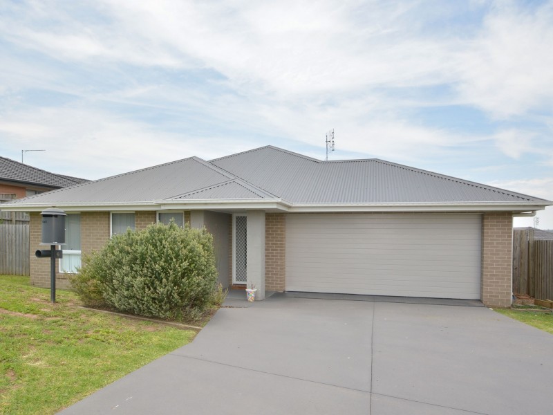 6 Legendary Close, Gillieston Heights NSW 2321