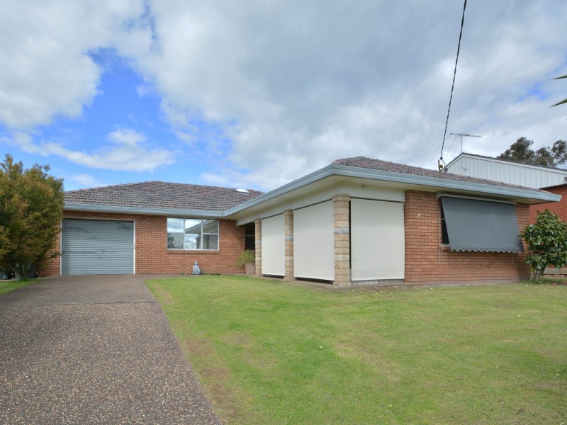 4 Ferry Place, East Maitland NSW 2323