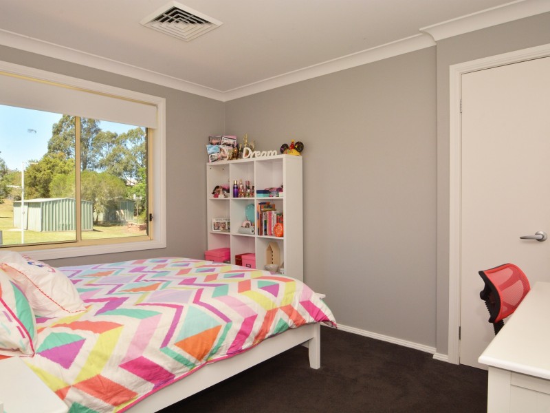 24 Silky Oak Drive, Aberglasslyn NSW 2320