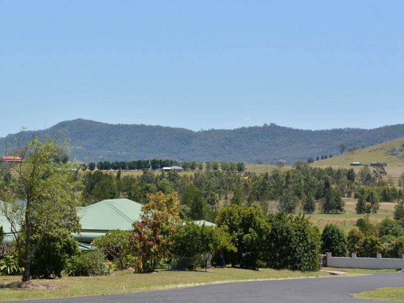 24 Silky Oak Drive, Aberglasslyn NSW 2320