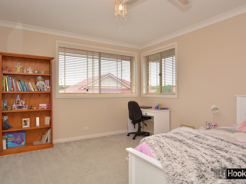 7 Robinia Close, Largs NSW 2320