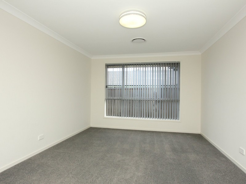 37 Arrowtail Street, Chisholm NSW 2322