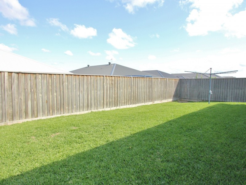 37 Arrowtail Street, Chisholm NSW 2322