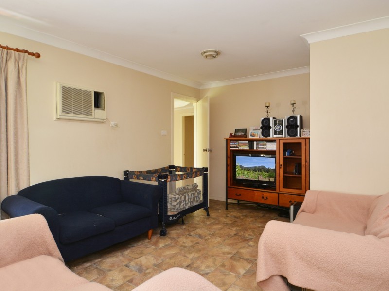 34 High Street, Largs NSW 2320