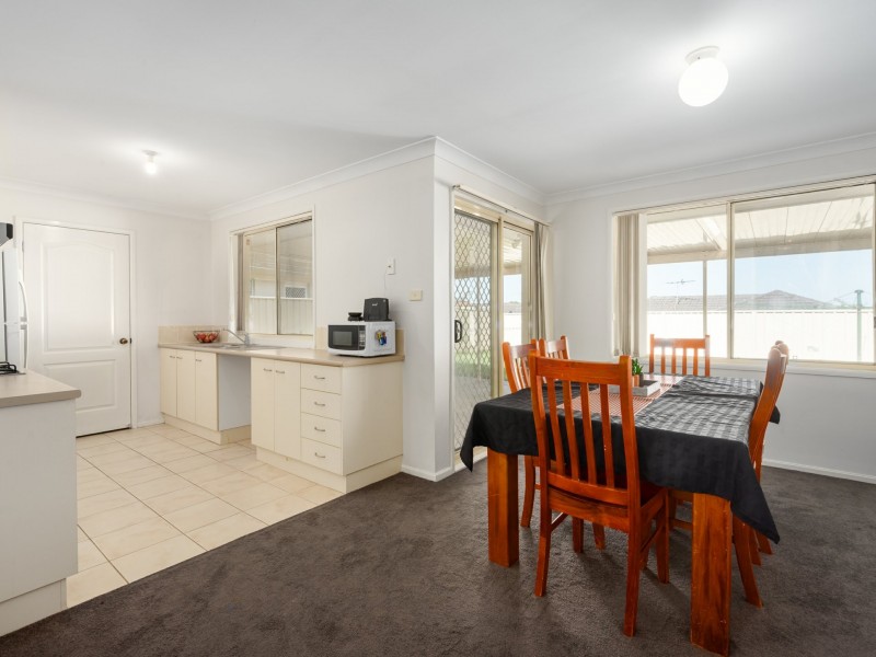 4 Binet Close, Thornton NSW 2322
