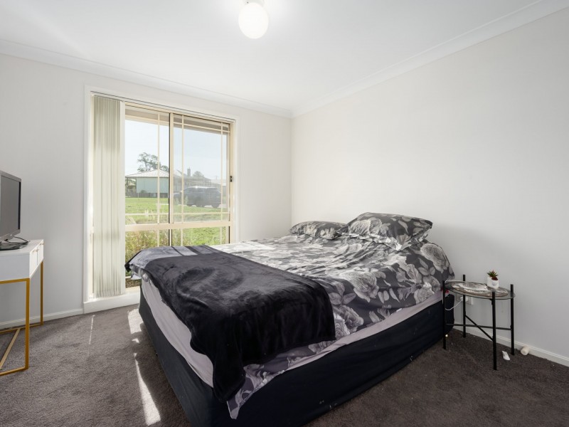 4 Binet Close, Thornton NSW 2322