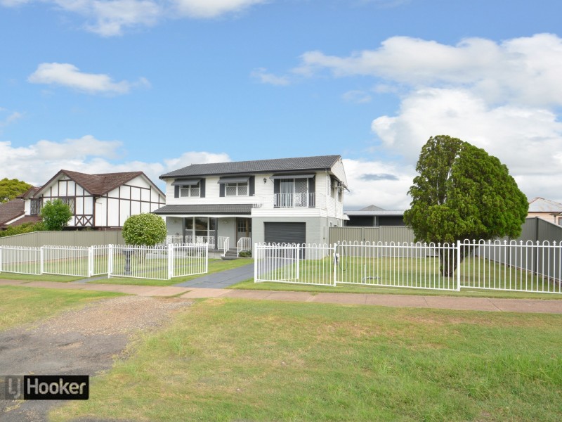 8 Water Street, Greta NSW 2334