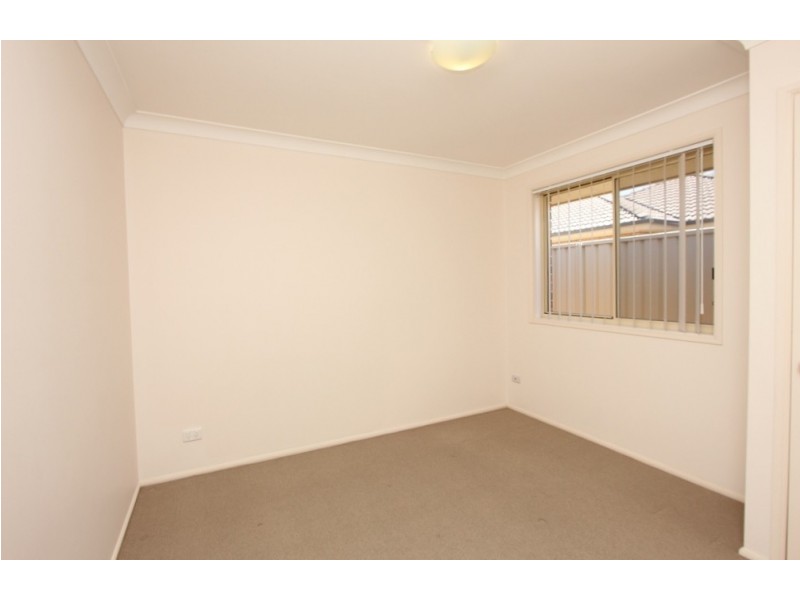12 Carnarvon Circuit, East Maitland NSW 2323