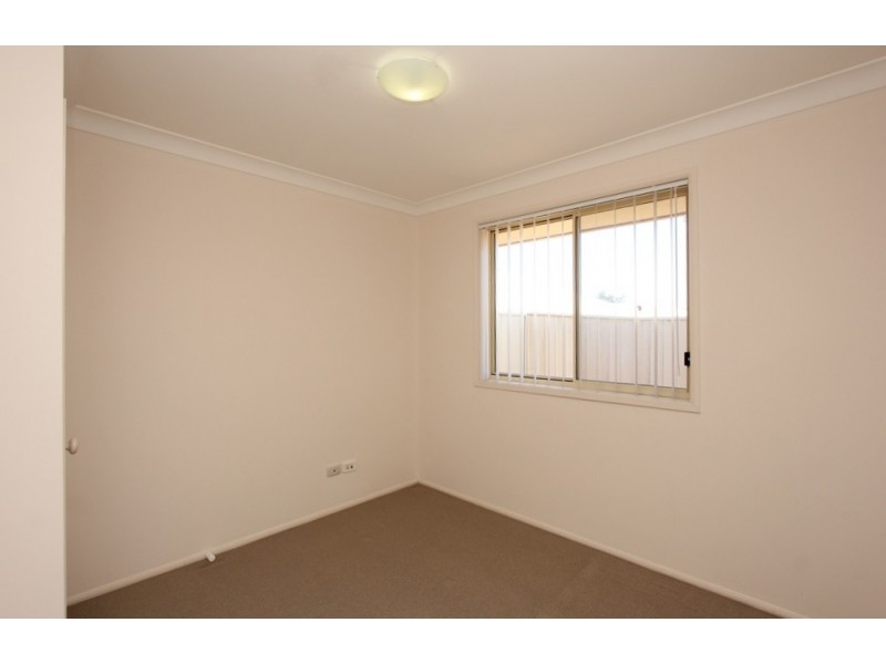 12 Carnarvon Circuit, East Maitland NSW 2323
