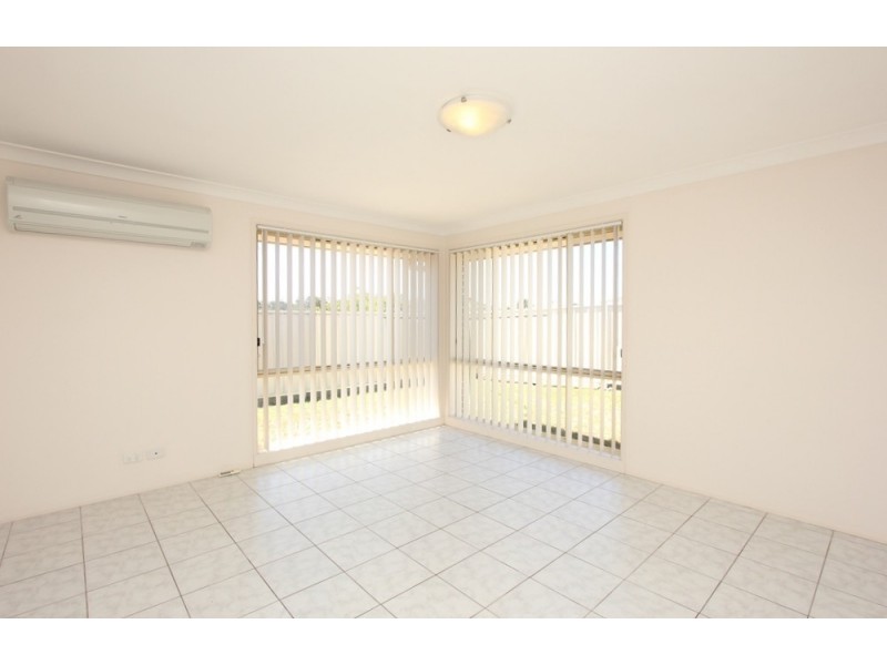 12 Carnarvon Circuit, East Maitland NSW 2323