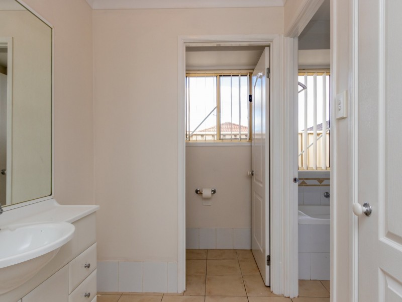 4 Binet Close, Thornton NSW 2322
