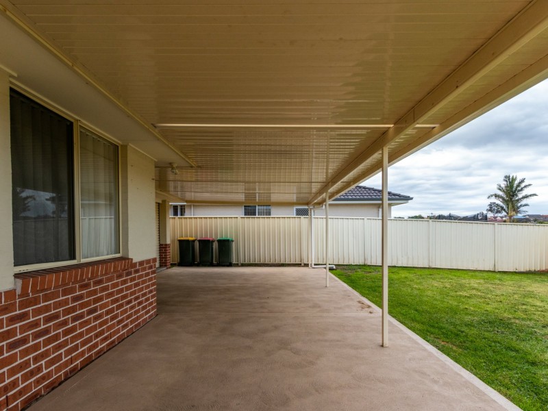 4 Binet Close, Thornton NSW 2322