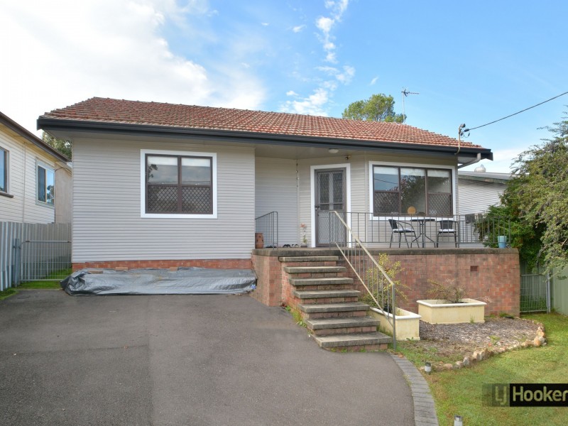 11 Trevor Street, Telarah NSW 2320