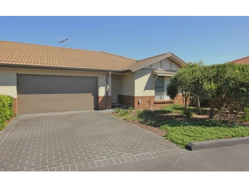 2/12 Denton Park Drive, Rutherford NSW 2320