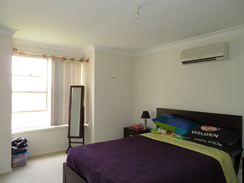 12 Canterbury Drive, Morpeth NSW 2321