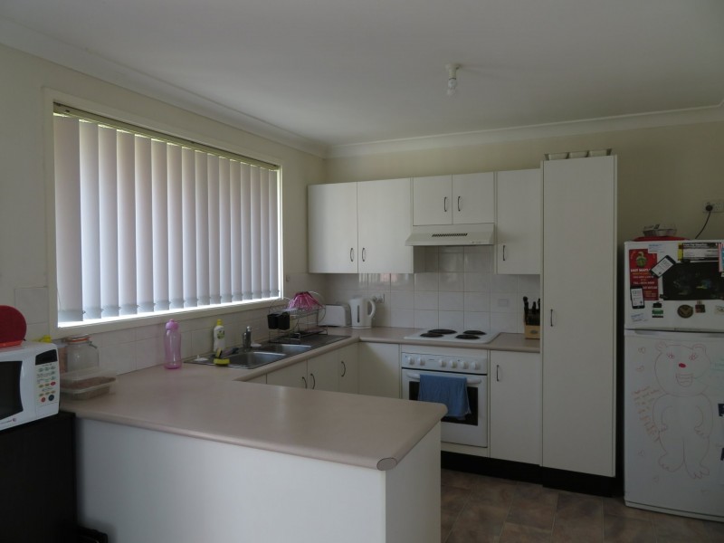 12 Canterbury Drive, Morpeth NSW 2321