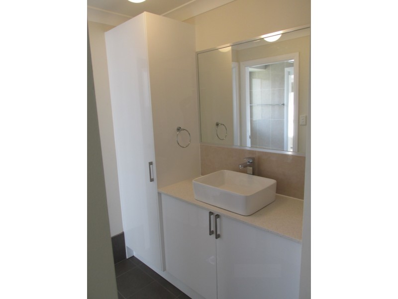 8 Nardoo Avenue, Aberglasslyn NSW 2320