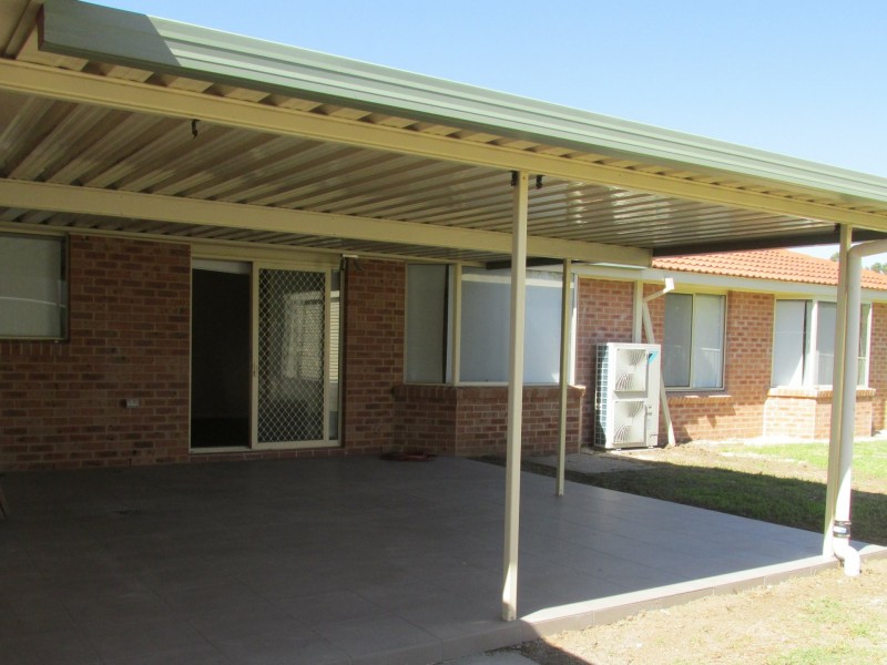 8 Nardoo Avenue, Aberglasslyn NSW 2320