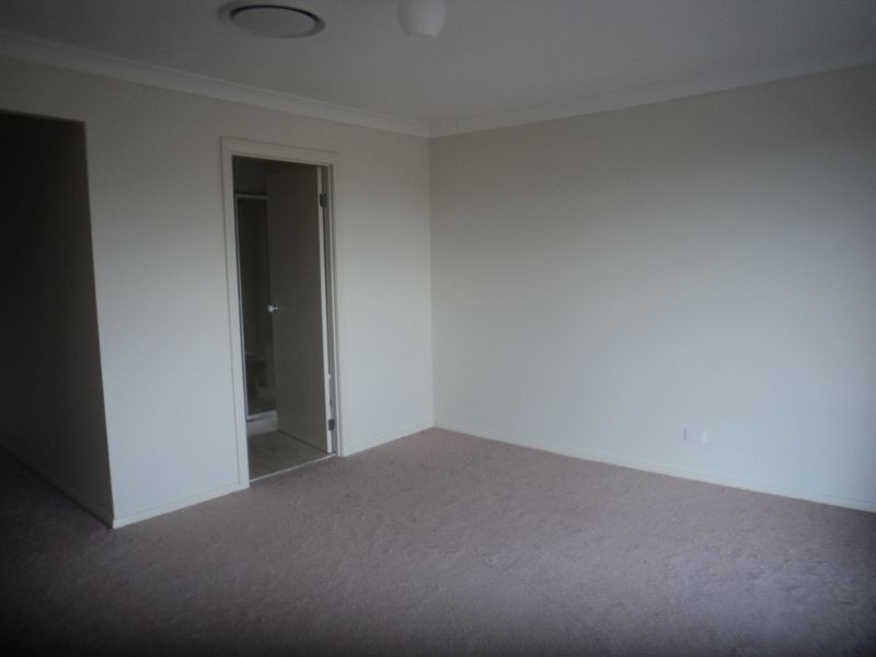 23 Honeysuckle Drive, Aberglasslyn NSW 2320