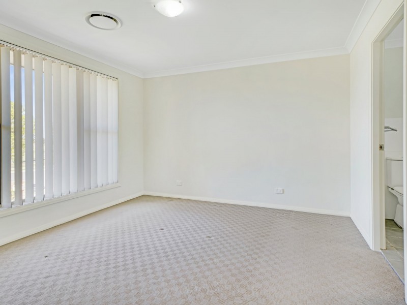 53 Redgum Circuit, Aberglasslyn NSW 2320