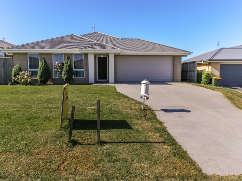 6 Wagtail St, Aberglasslyn NSW 2320