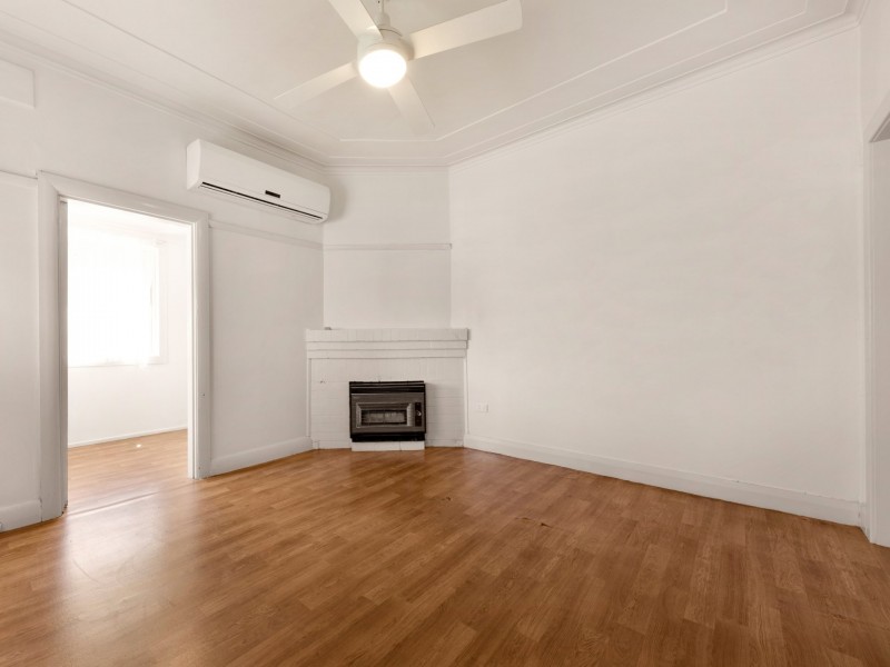 5 Lions Street, Telarah NSW 2320