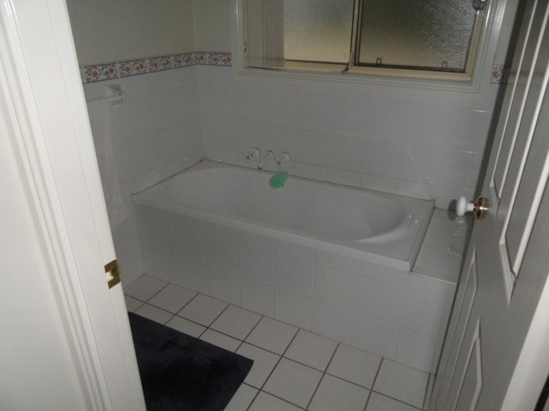 2/153 Regiment Road, Rutherford NSW 2320