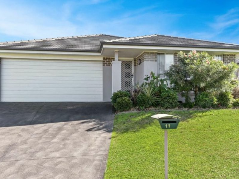 11 McKeachies Drive, Aberglasslyn NSW 2320