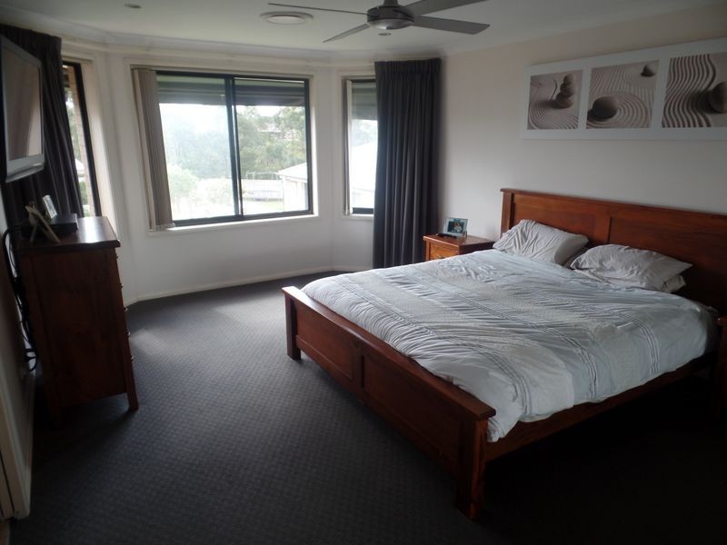 11 Fullford Cove, Rutherford NSW 2320