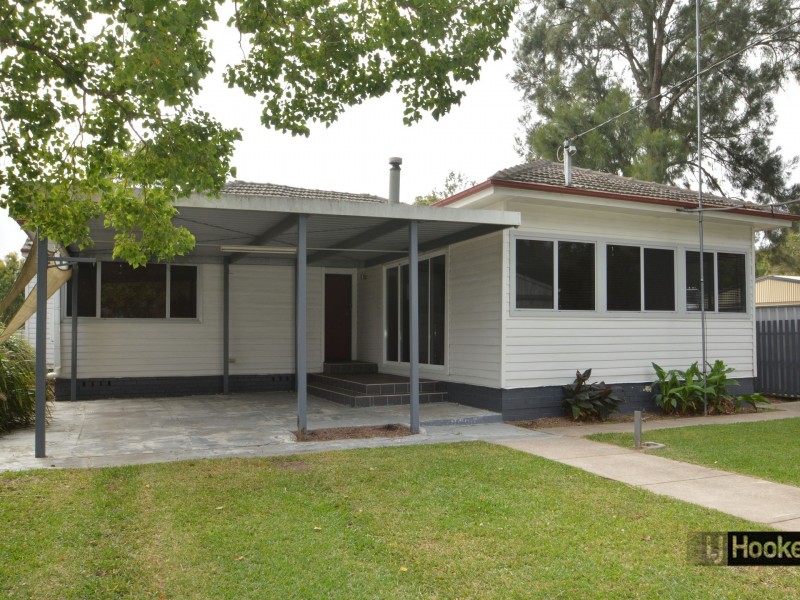 121 New England Highway, Greta NSW 2334