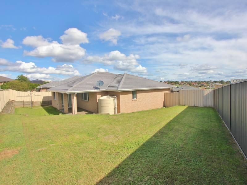16 Jory Close, Raworth NSW 2321
