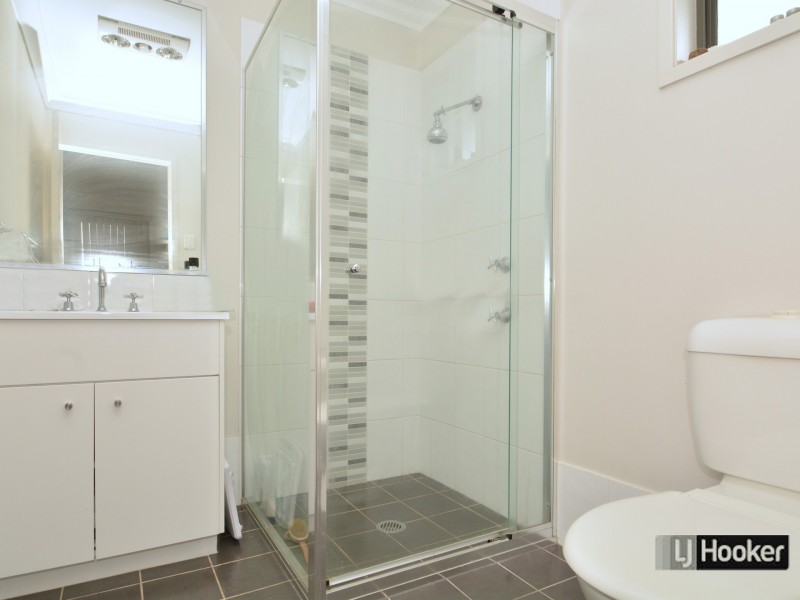 27 Niven Parade, Rutherford NSW 2320