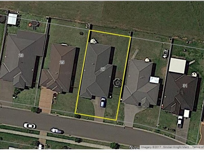 27 Niven Parade, Rutherford NSW 2320