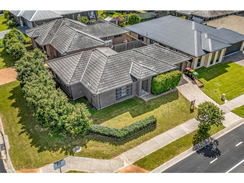 99 McKeachie Drive, Aberglasslyn NSW 2320