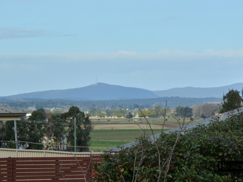 12 Stanley Close, Bolwarra Heights NSW 2320