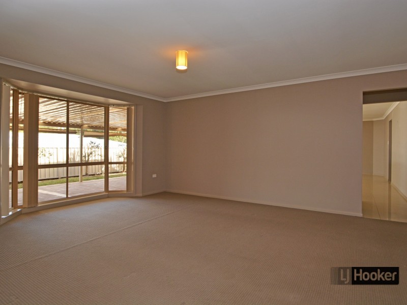 12 Stanley Close, Bolwarra Heights NSW 2320