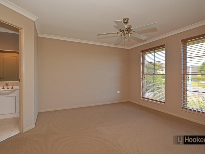 12 Stanley Close, Bolwarra Heights NSW 2320