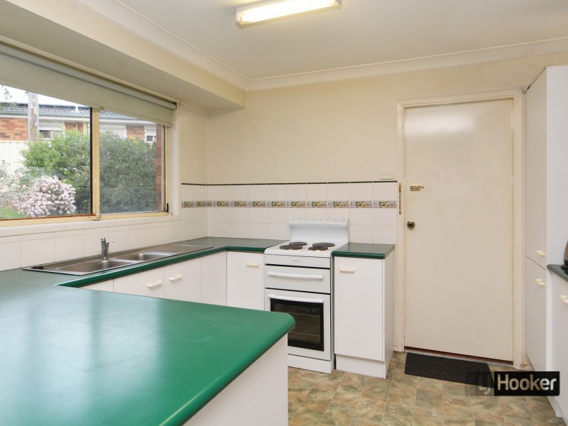 3 Lauren Close, Rutherford NSW 2320