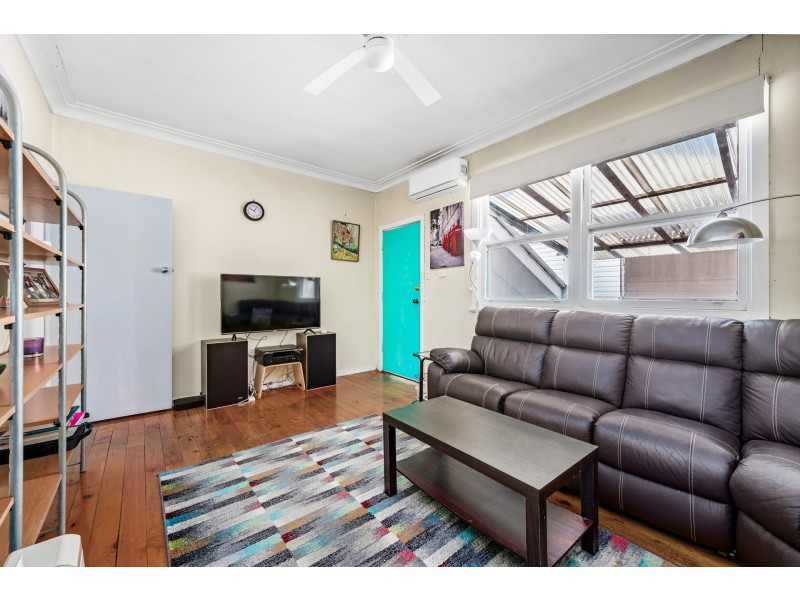 32 Weblands Street, Rutherford NSW 2320